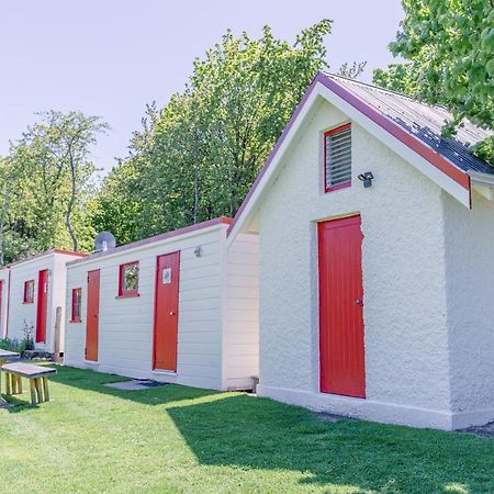 Mount Cook Station Huts Hotel Lake Tekapo Eksteriør billede