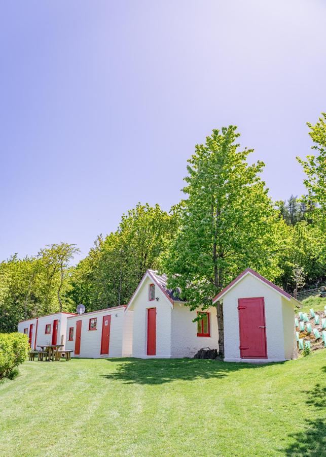 Mount Cook Station Huts Hotel Lake Tekapo Eksteriør billede