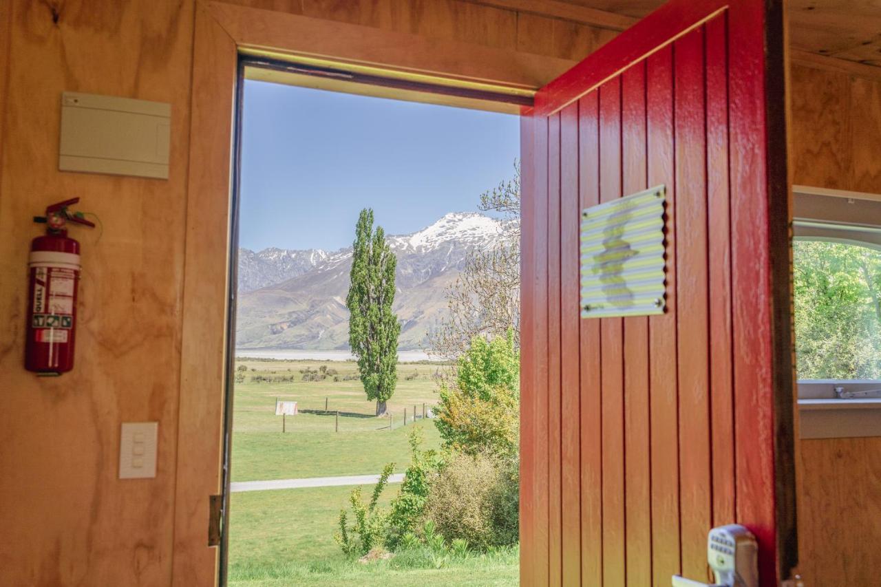 Mount Cook Station Huts Hotel Lake Tekapo Eksteriør billede